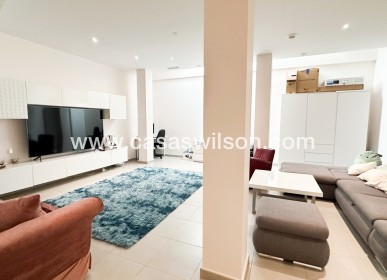 Sale - Villa - Torrevieja - Nueva Torrevieja - Aguas Nuevas