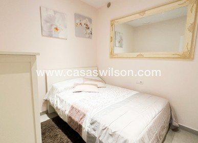 Sale - Villa - Torrevieja - Nueva Torrevieja - Aguas Nuevas