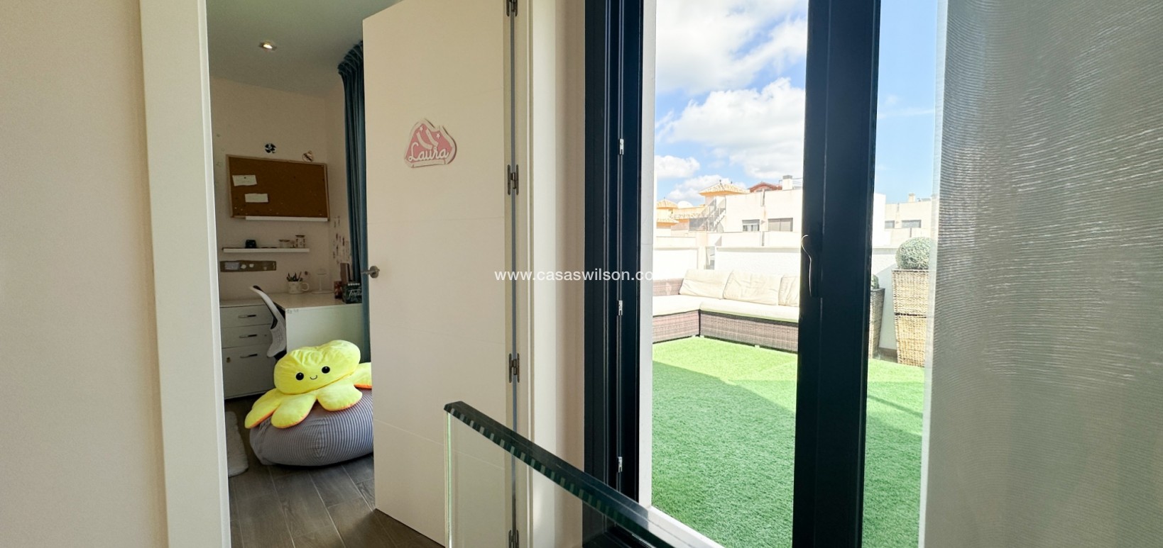 Sale - Villa - Torrevieja - Nueva Torrevieja - Aguas Nuevas