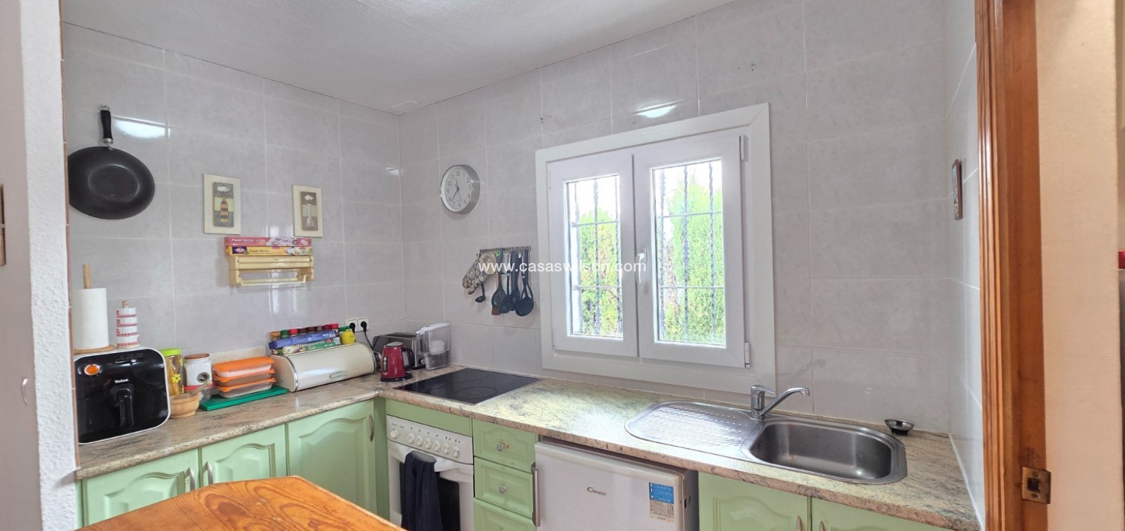 Sale - Townhouse * - Villamartin * - Los Dolses *