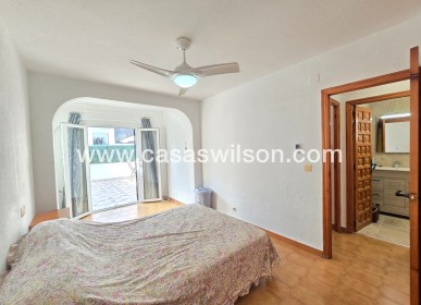 Sale - Townhouse * - Villamartin * - Los Dolses *