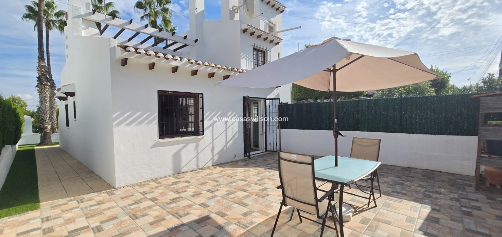 Sale - Townhouse * - Villamartin * - Los Dolses *