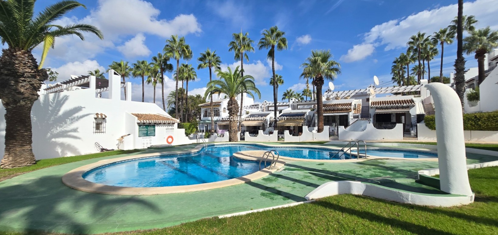 Sale - Townhouse * - Villamartin * - Los Dolses *