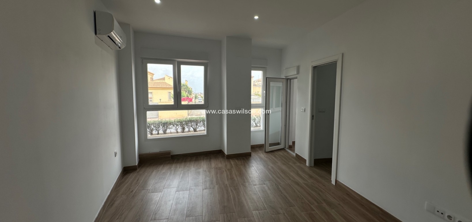 Sale - Appartement - Torrevieja - Centro