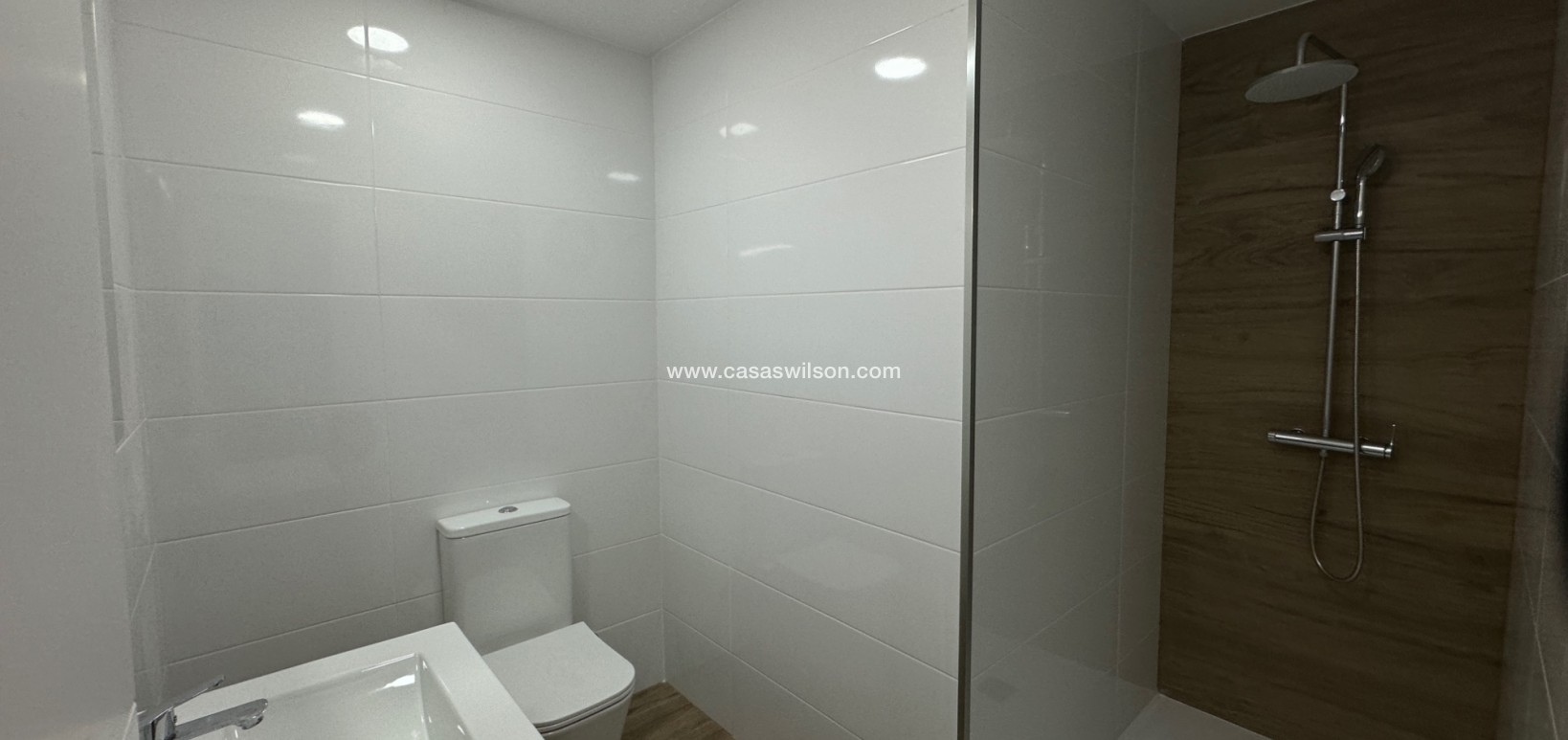 Sale - Appartement - Torrevieja - Centro