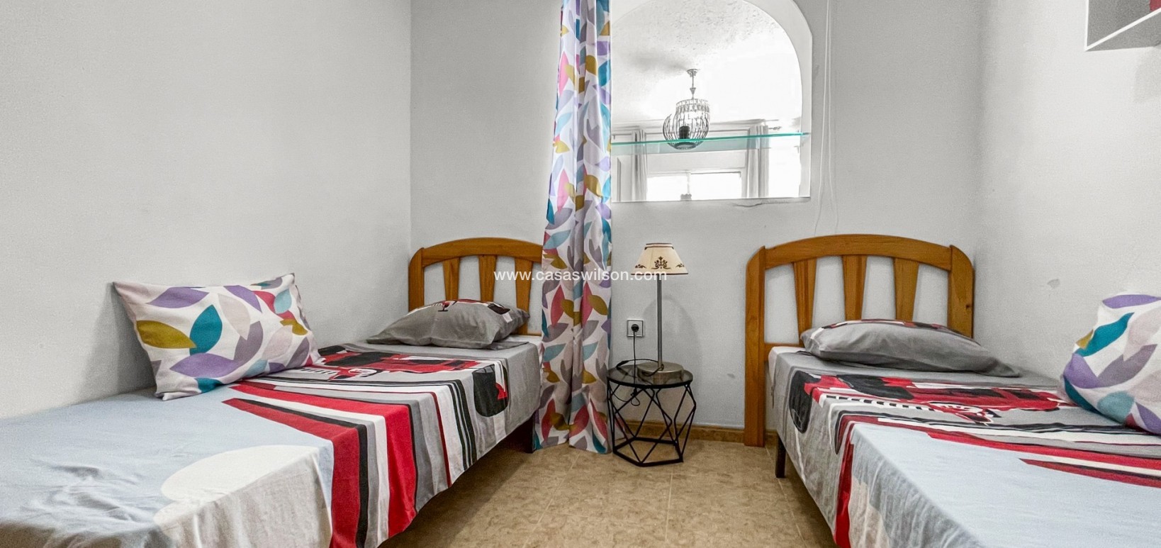 Sale - Bungalow - Torrevieja - La Siesta - El Salado -  Torreta