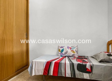 Sale - Bungalow - Torrevieja - La Siesta - El Salado -  Torreta
