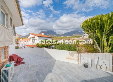 Sale - Villa - La Nucía - Panorama