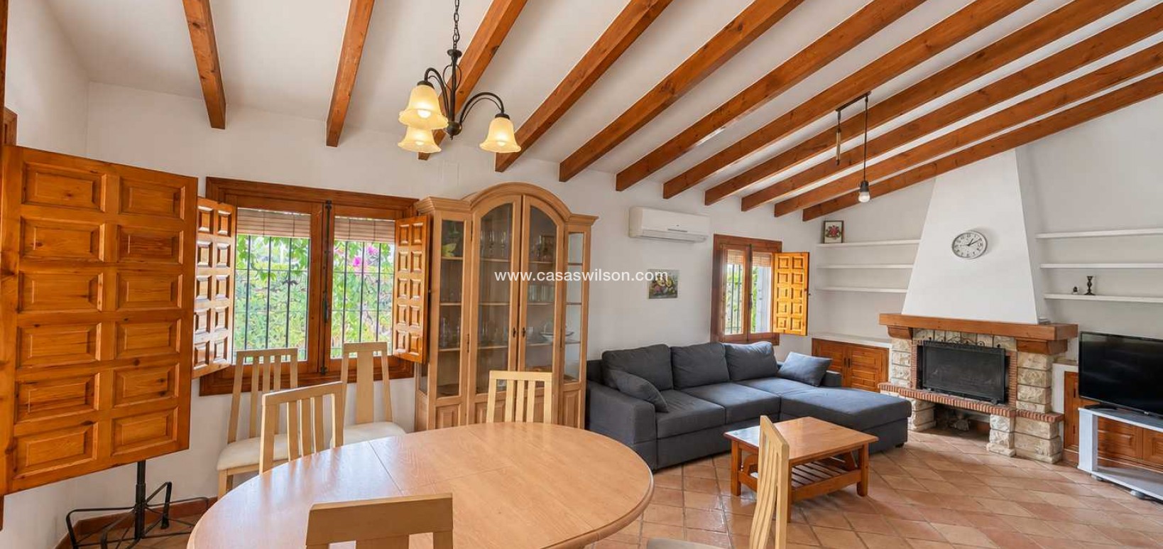 Sale - Villa - Cabo Roig