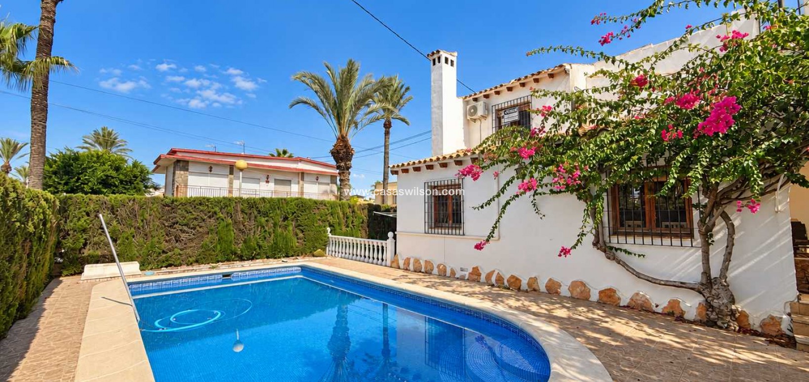 Sale - Villa - Cabo Roig