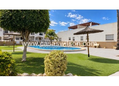 Sale - Bungalow - Punta Prima - La Ciñuelica
