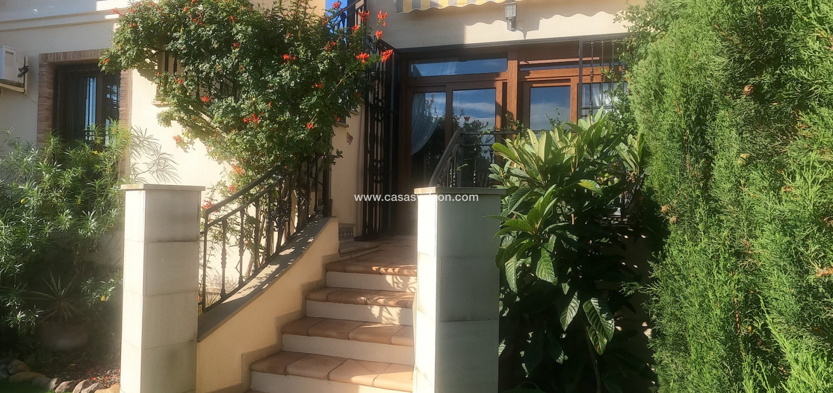 Sale - Bungalow - Algorfa - La Finca Golf
